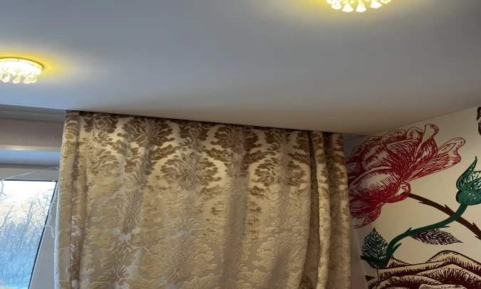 Потолок натяжной